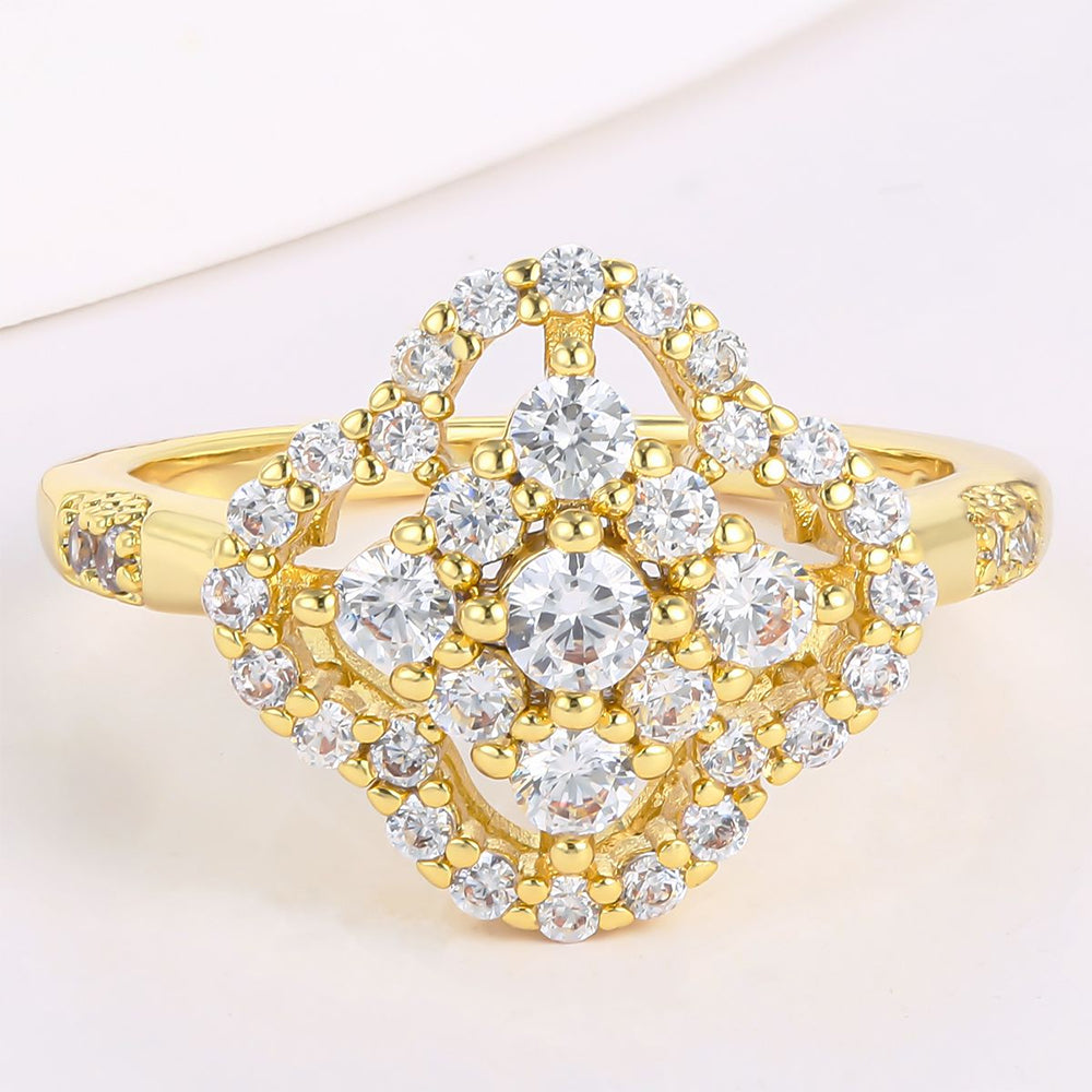 Pozlátený Zliatinový Prsteň s Bielym Emporia® Krištáľom