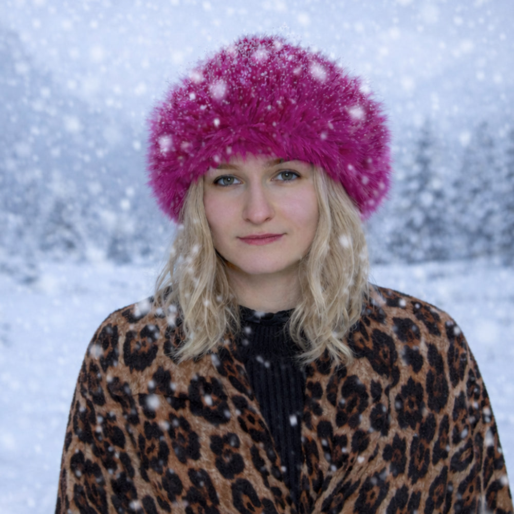 Ružová zimná čiapka z umelej kožušiny – univerzálna veľkosť