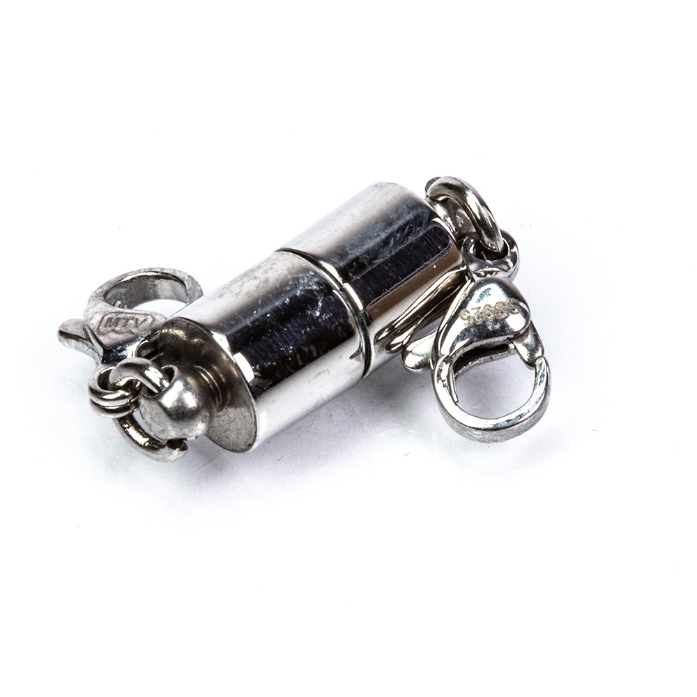 Strieborný magnetický zámok