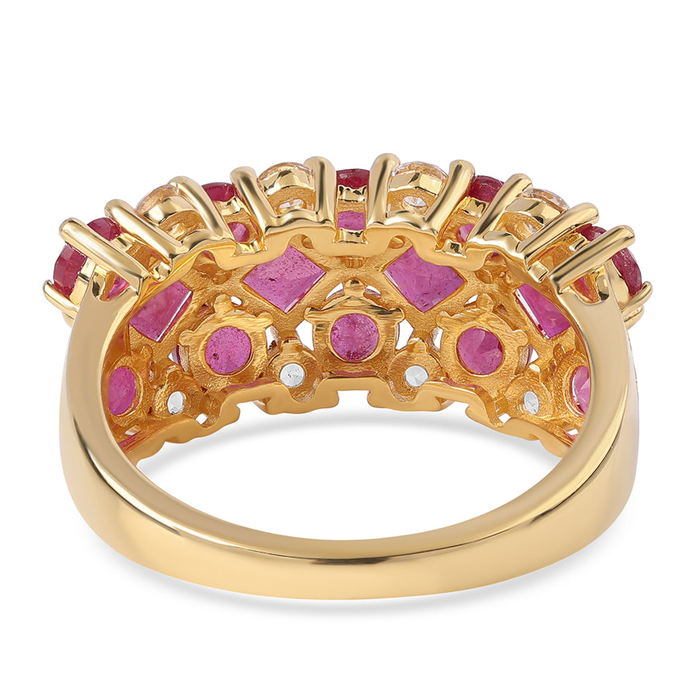 Pozlátený Strieborný Prsteň s Mozambickým Rubínom a Bielym Topásom