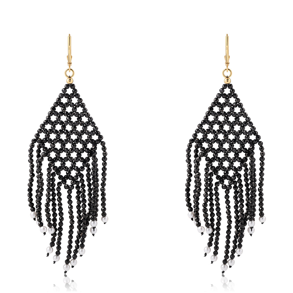 Pozlátené Strieborné Náušnice s Čiernym Spinelom a Bielou Sladkovodnou Perlou