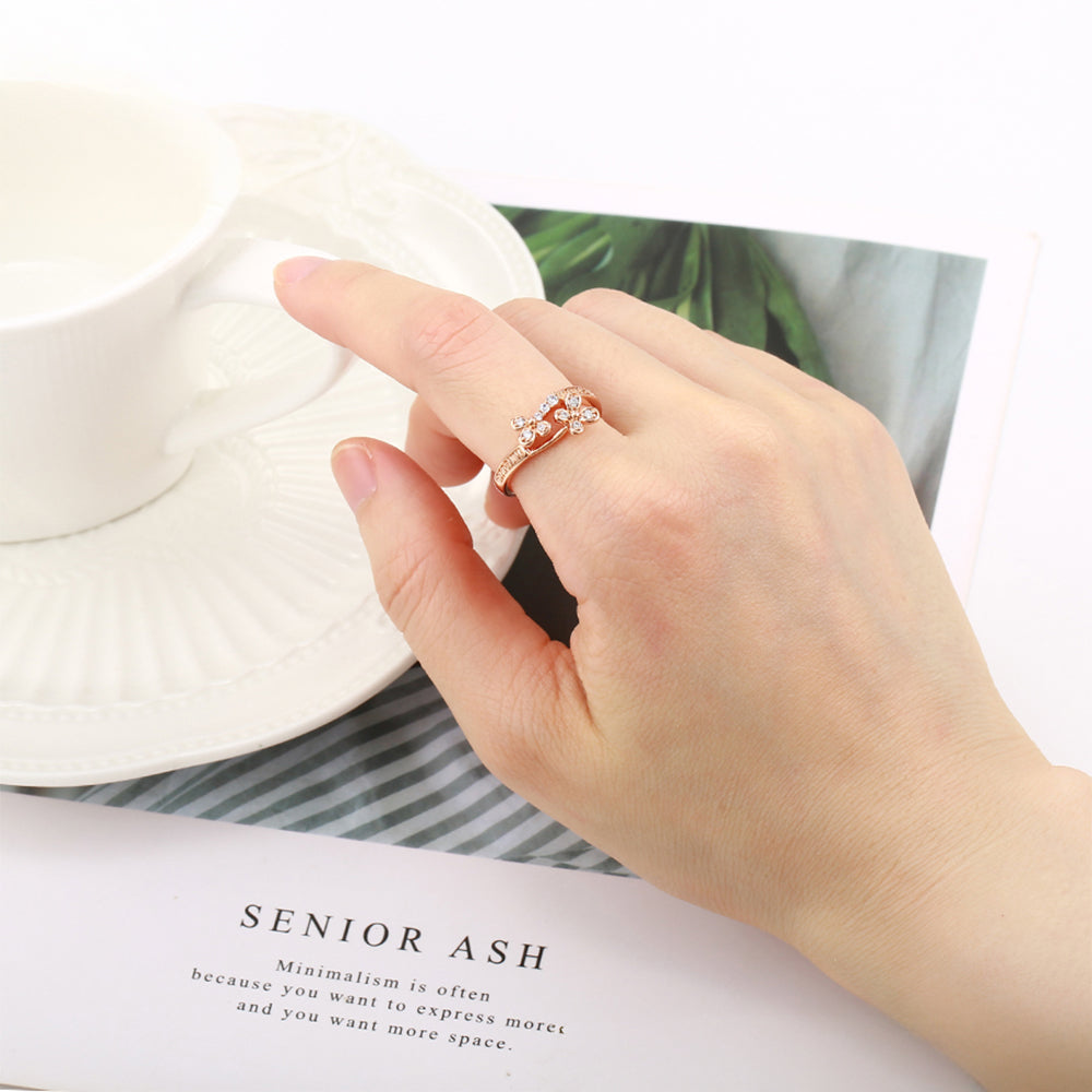 Pozlátený Zliatinový Prsteň s Bielym Emporia® Krištáľom