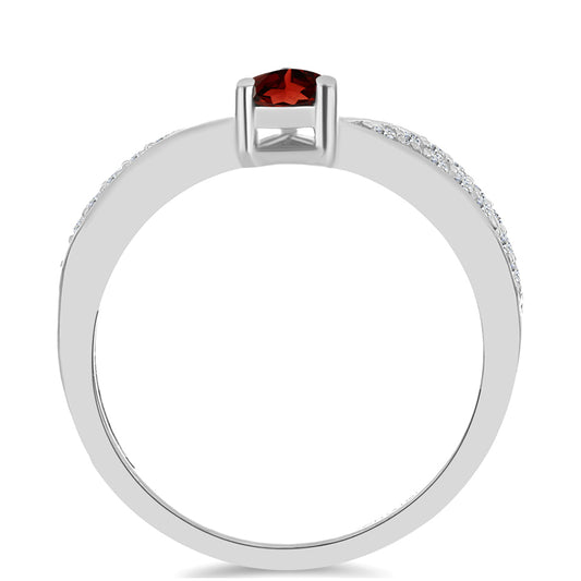 Strieborný Prsteň s Bartonským Granátom a Bielym Topásom