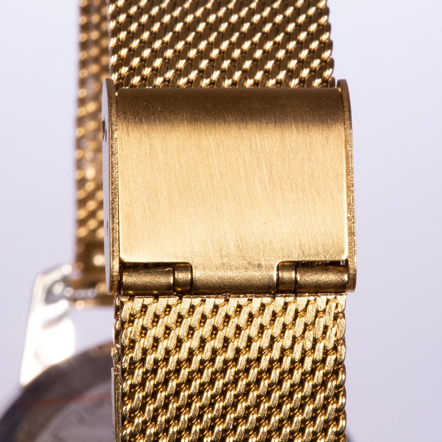 Pozlátený Zliatinový