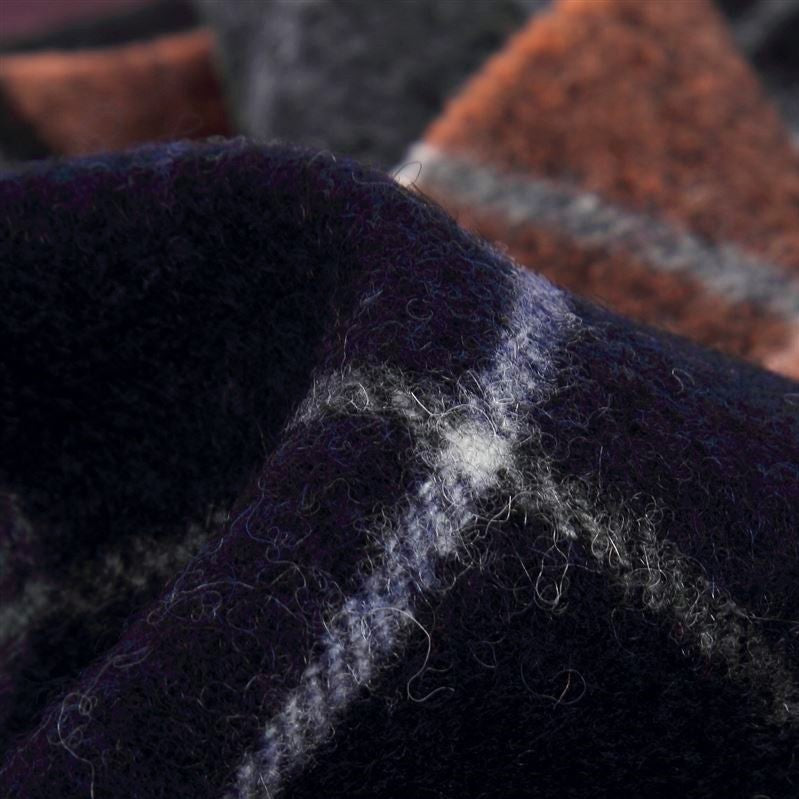 Šál zo 100% Pravé Vlny, 30 cm x 180 cm, Čierny, Šedý a Broskyňový kockovaný vzor