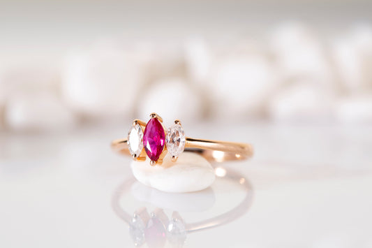 Zažiarte na letné večery: Strieborné a zlaté náušnice s červenými diamantmi pre špeciálny vzhľad