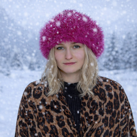 Ružová zimná čiapka z umelej kožušiny – univerzálna veľkosť