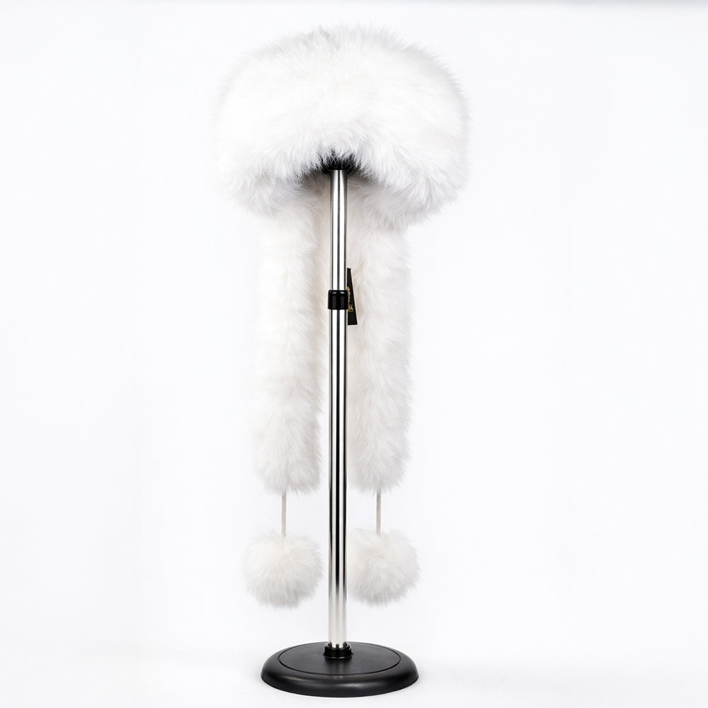 Biela zimná čiapka z umelej kožušiny so šálom – univerzálna veľkosť