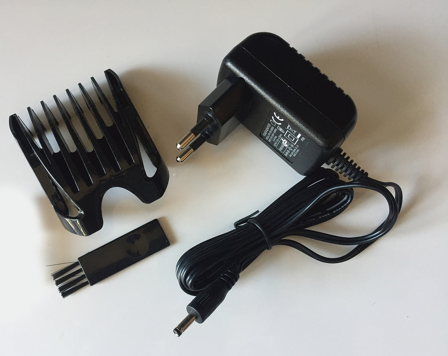 Akumulátorový zastrihávač vlasov a fúzov Velform Haircutter