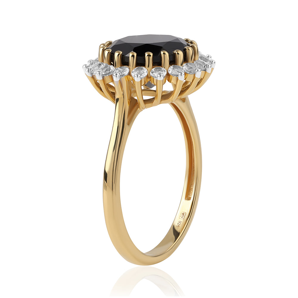 Pozlátený Strieborný Prsteň s Čiernym Spinelom a Bielym Topásom