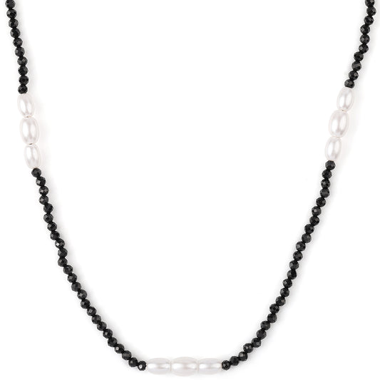 Pozlátený Strieborný Náhrdelník s Čiernym Spinelom a Bielou Sladkovodnou Perlou