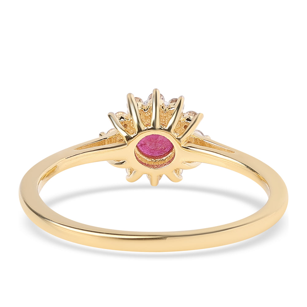 Pozlátený Strieborný Prsteň s Mozambickým Rubínom a Bielym Topásom