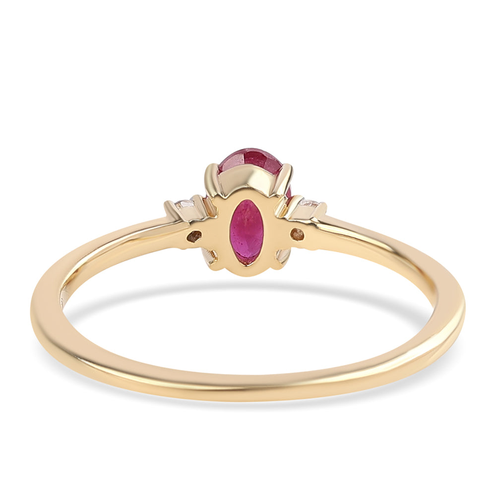Pozlátený Strieborný Prsteň s Mozambickým Rubínom a Bielym Topásom