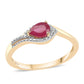 Pozlátený Strieborný Prsteň s Mozambickým Rubínom a Bielym Topásom