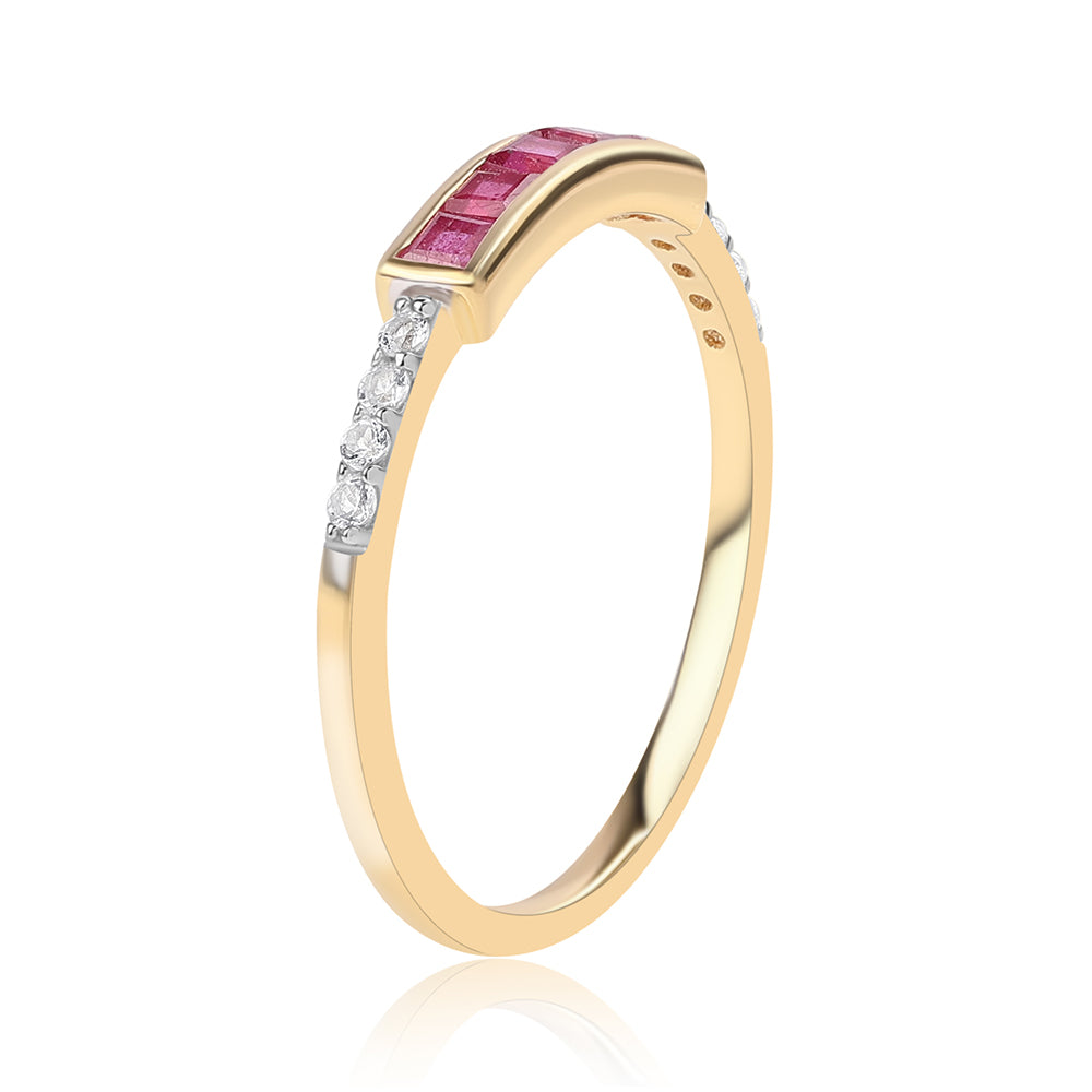 Pozlátený Strieborný Prsteň s Mozambickým Rubínom a Bielym Topásom