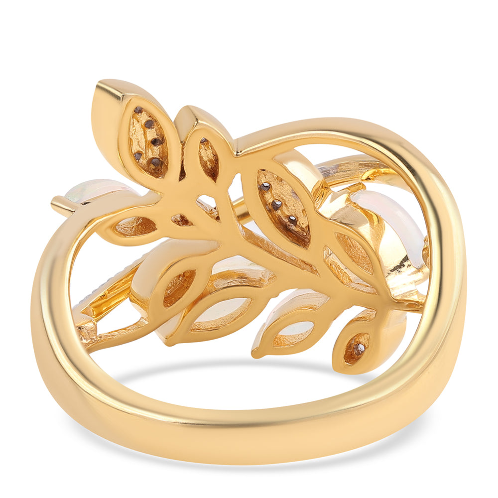 Pozlátený Strieborný Prsteň s Etiópskym Opálom z Lega Dembi a Bielym Topásom 3 