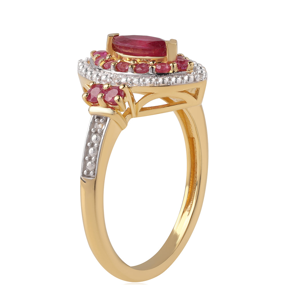 Pozlátený Strieborný Prsteň s Mozambickým Rubínom a Bielym Topásom