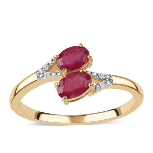 Pozlátený Strieborný Prsteň s Mozambickým Rubínom a Bielym Topásom