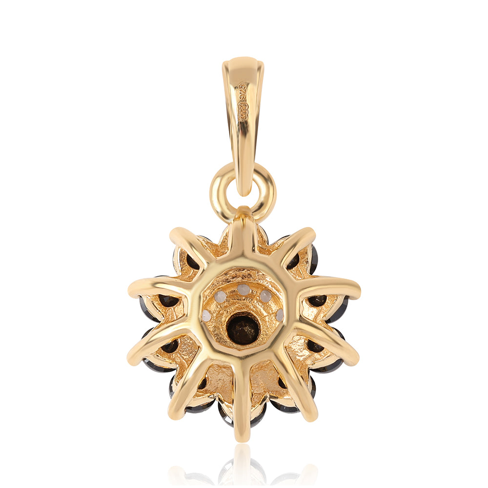 Pozlátený Strieborný Prívesok s Čiernym Spinelom a Bielym Topásom