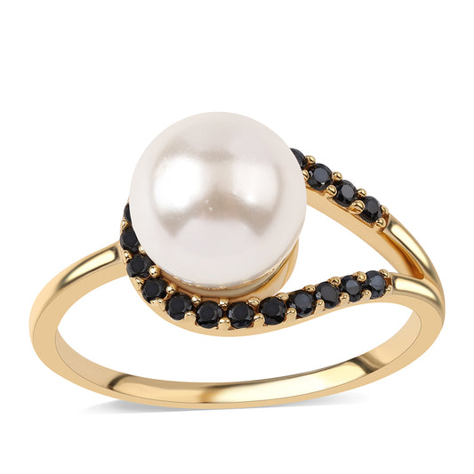 Pozlátený Strieborný Prsteň s Čiernym Spinelom a Bielou Sladkovodnou Perlou