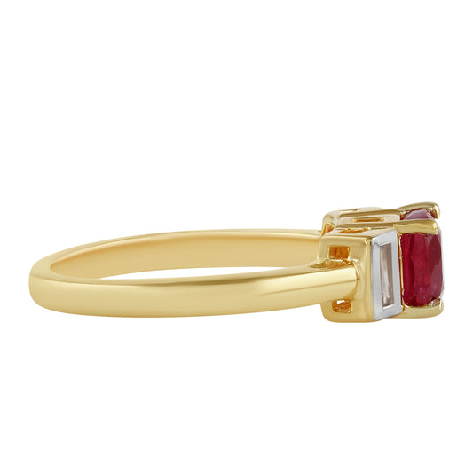 Pozlátený Strieborný Prsteň s Thajským Rubínom a Bielym Topásom