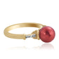 Pozlátený Strieborný Prsteň s Červená sladkovodná perlou a Bielym Topásom