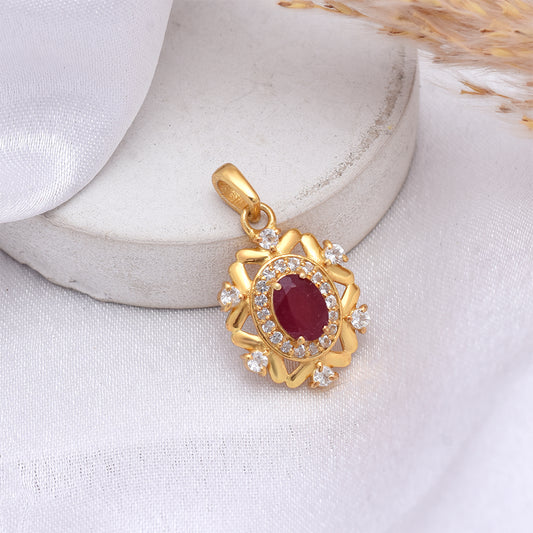 Pozlátený Strieborný Prívesok s Madagaskarským Rubínom a Bielym Topásom