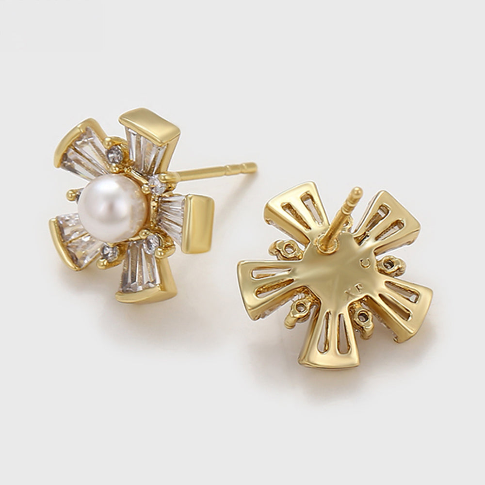 Pozlátené Zliatinové Náušnice s Sklenená perla a Bielym Emporia® Krištáľom 7 