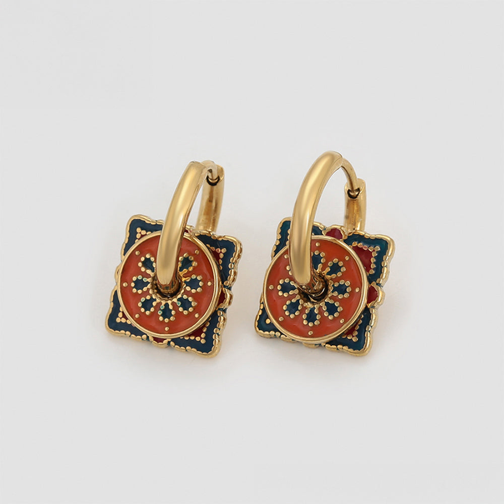 Pozlátené Zliatinové Náušnice s so Smaltom