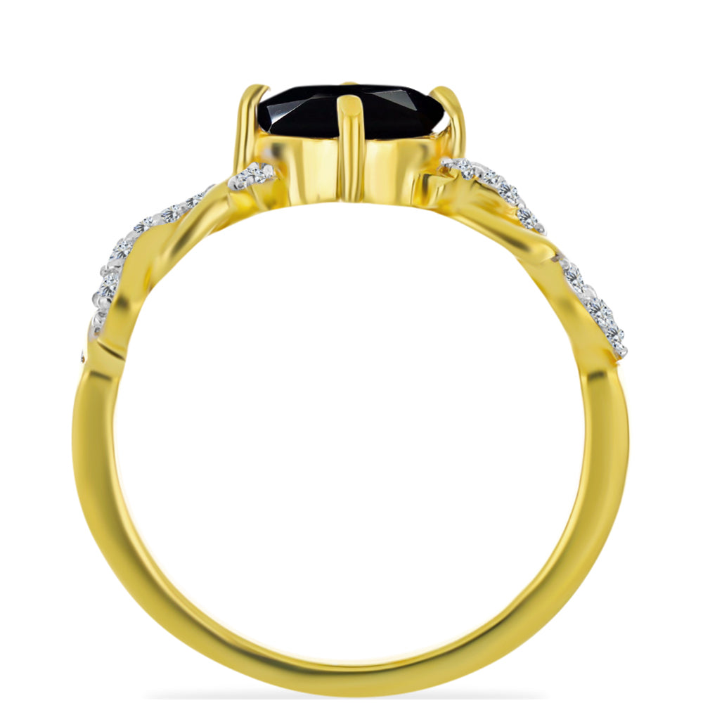 Pozlátený Strieborný Prsteň s Čiernym Ónyxom a Bielym Topásom