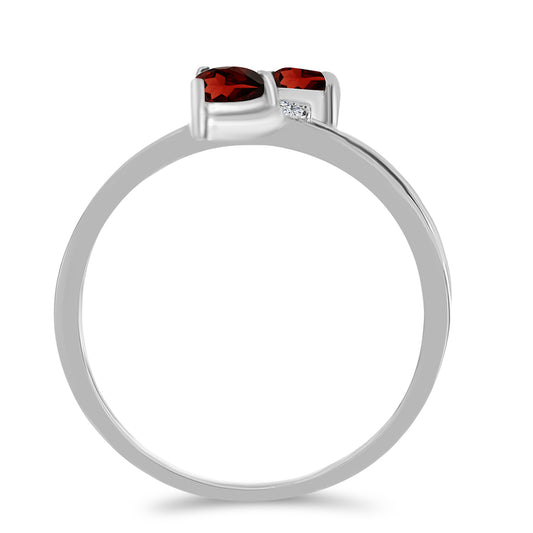 Strieborný Prsteň s Bartonským Granátom a Bielym Topásom