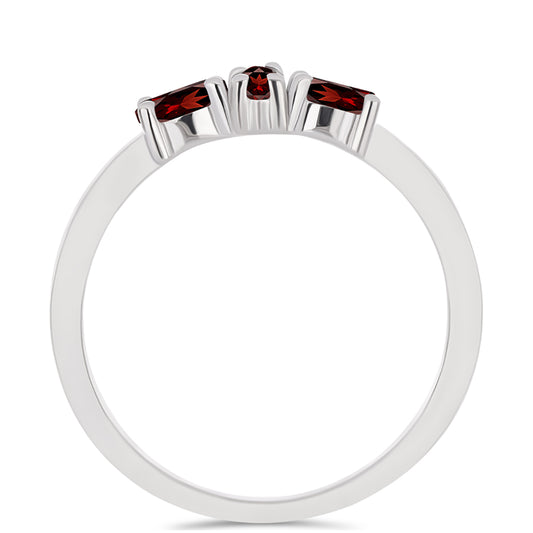 Strieborný Prsteň s Bartonským Granátom