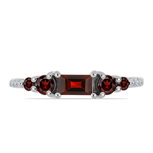 Strieborný Prsteň s Bartonským Granátom a Bielym Topásom