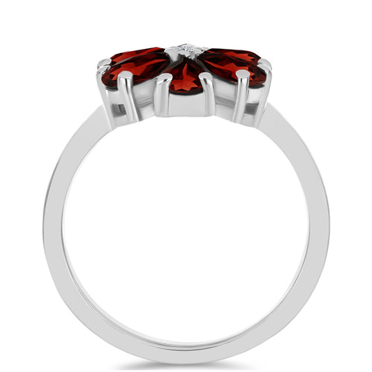Strieborný Prsteň s Bartonským Granátom a Bielym Topásom