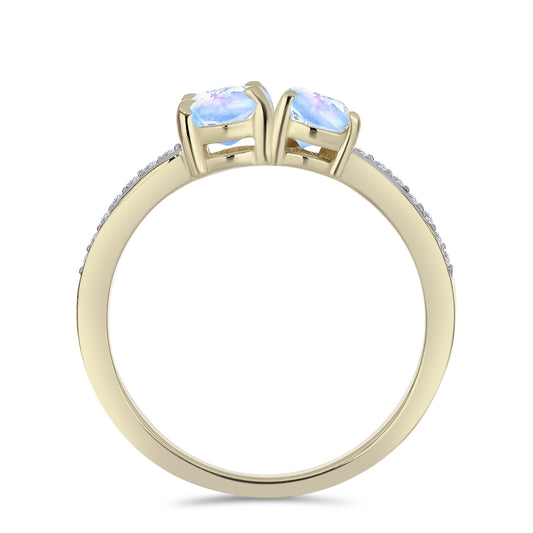 Pozlátený Strieborný Prsteň s Dúhovým Mesačným Kameňom a Bielym Topásom