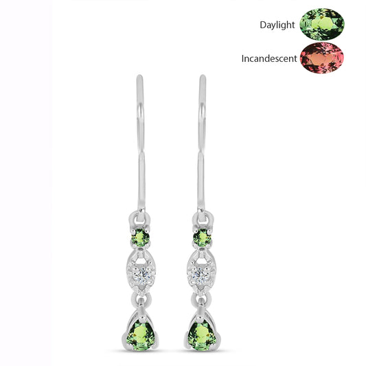 Strieborné Náušnice s Prírodným Alexsandritom a Bielym Topásom