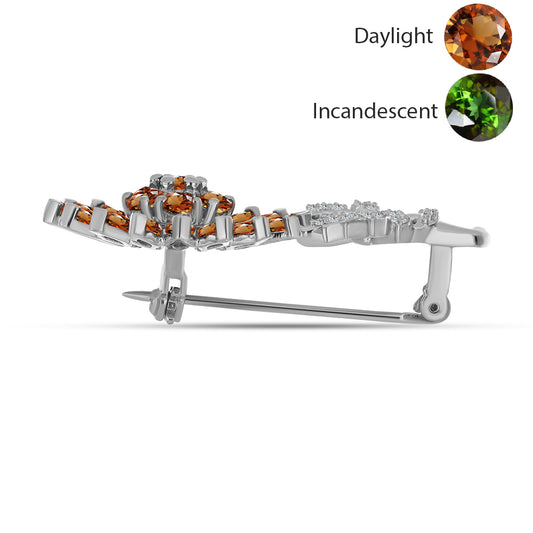 Strieborný Brošňa s Certifikovaný Anatólskym zultanitom pestovaný v laboratóriu a Bielym Topásom