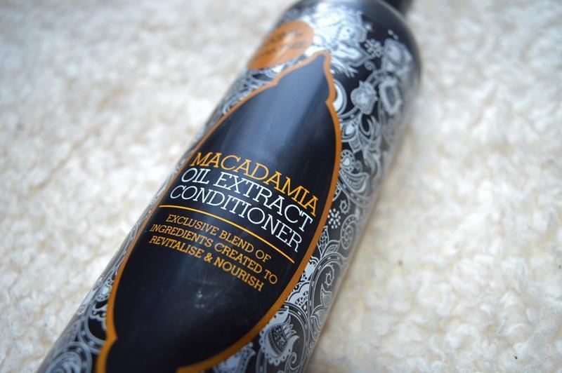 Výživný kondicionér s extraktom z makadamových orechov, 400 ml