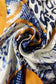 Šál-šatka s Hadím a Leopardím vzorom, modrá a oranžová, 70 cm x 70 cm